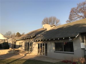 320 m² Office Space in Bramley