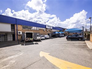 2007 m² Industrial space in Turffontein