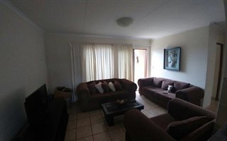 2 Bedroom Apartment in Montana Park