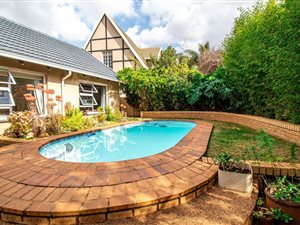 3 Bed House in Northwold Gardens