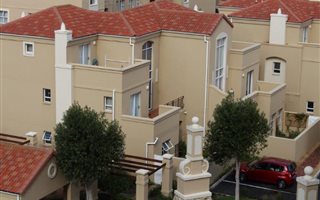 2 Bedroom Apartment in Century City