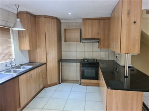 3 Bed Townhouse in La Montagne
