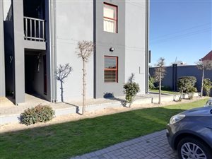 2 Bed Apartment in Eersterivier