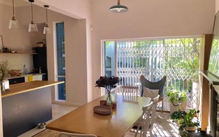 2 Bedroom House in Gardens