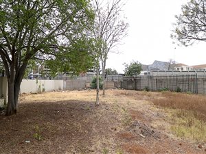 1818 m² Land available in Hatfield