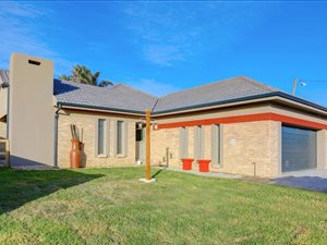 3 Bed House in Blanco