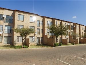 2 Bed Flat in The Orchards