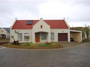 2 Bed House in Oudtshoorn