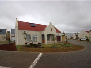 2 Bed House in Oudtshoorn