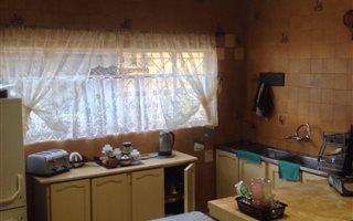 4 Bedroom House in Geduld