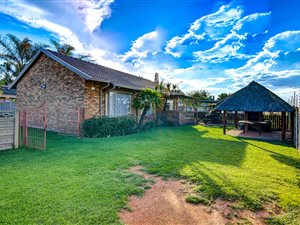 3 Bed House in Bonaero Park