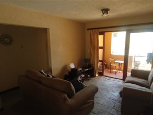 2 Bed Apartment in Waterkloof Ridge