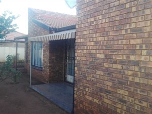 3 Bed House in Katlehong