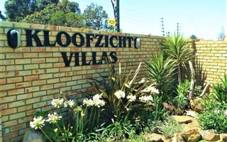 300 m² Land available in Glenroy Park