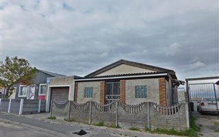 2 Bedroom House in Belhar