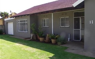 3 Bedroom House in Arcon Park
