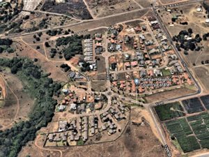 999 m² Land available in Rietvlei Heights Country Estate