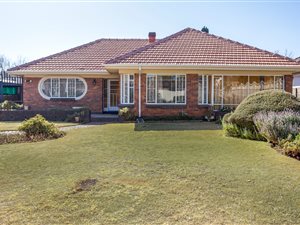 3 Bed House in Franklin Roosevelt Park