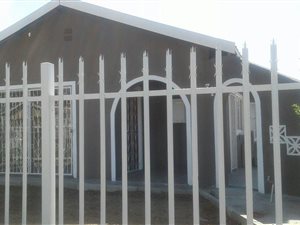 3 Bedroom House in Aloe Park