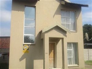 2 Bed Apartment in Vanderbijlpark CW5