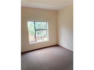 2 Bedroom Townhouse in Ruimsig