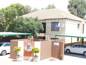 2 Bed Apartment in Bryanston