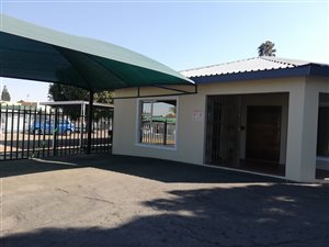 68 m² Commercial space in New Redruth