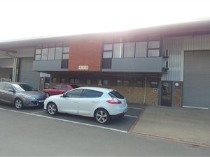353 m² Industrial space in Red Hill