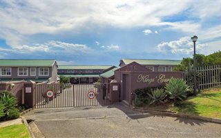 2 Bedroom House in Oatlands North