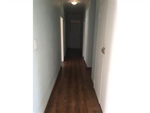 6 Bed House in Marlands