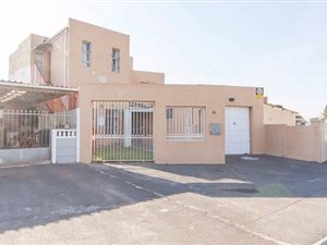 2 Bed House in Kensington