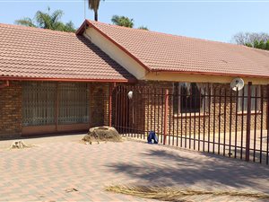 5 Bed House in Hammanskraal