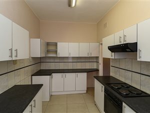 1 Bed Apartment in Selection Park