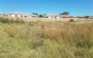 1136 m² Land available in Cultura Park