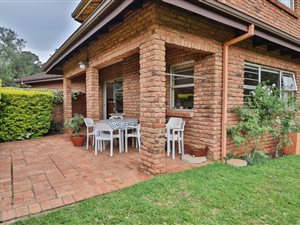 3 Bed House in Clarendon