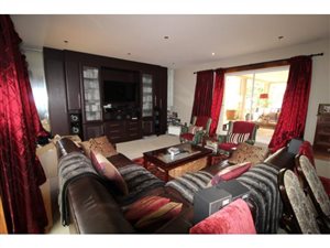 4 Bed House in Auckland Park