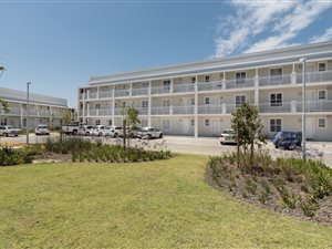2 Bed Apartment in Nuutgevonden