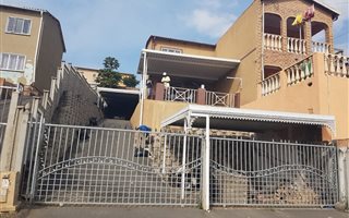 2 Bedroom House in Forest Haven