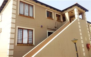 2 Bedroom Apartment in Kosmosdal