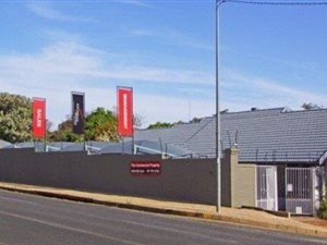 332 m² Commercial space in Ferndale