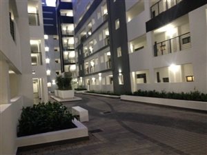 2 Bed Apartment in Rosebank