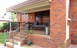 2 Bedroom Townhouse in Pentagon Park