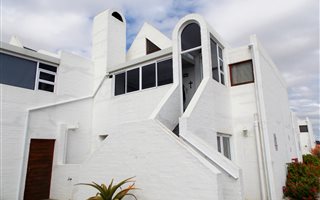 2 Bedroom Apartment in Dwarskersbos