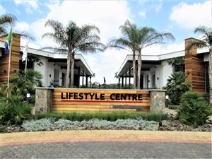 2 Bed Apartment in Silver Lakes
