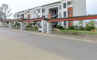 1 Bedroom Apartment in Jackal Creek Golf Estate