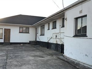 4 Bed House in Amalinda