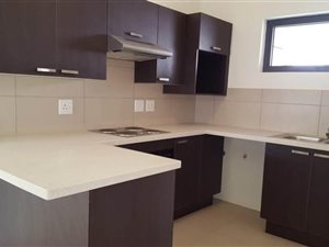 2 Bed Apartment in Dainfern