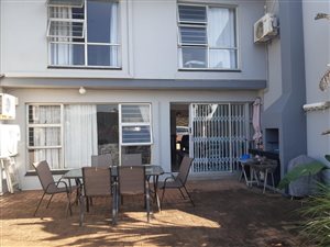 3 Bed Duplex in Shakas Rock