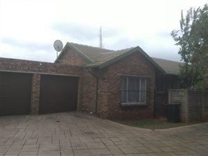 2 Bed Apartment in Highveld