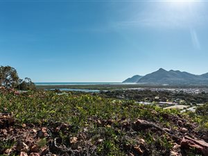 1363 m² Land available in Capri